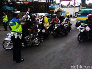 Libur Panjang, Lalu Lintas di Jalan Raya Lembang Meningkat Tajam