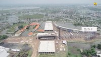 Kementerian Pekerjaan Umum dan Perumahan Rakyat (PUPR) melakukan penghentian sementara pekerjaan pembangunan Tol Cibitung-Cilincing pada seksi 4 Kanal Banjir Timur – Cilincing. Langkah ini diambil karena terjadi kecelakaan konstruksi saat pengecoran. Foto: Dok. Kementerian PUPR