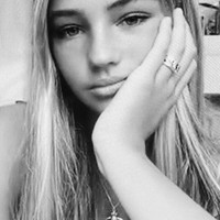 Banyak yang memprediksi gadis cantik ini akan menjadi model sukses di masa depan. Foto: Instagram @mimimoocher