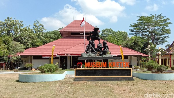 Inilah Museum Kretek Kudus, Jawa Tengah. Di sini traveler bisa tahu asal-usul dan perkembangan dari kretek yang melegenda. (Dian Utoro Aji/detikcom)