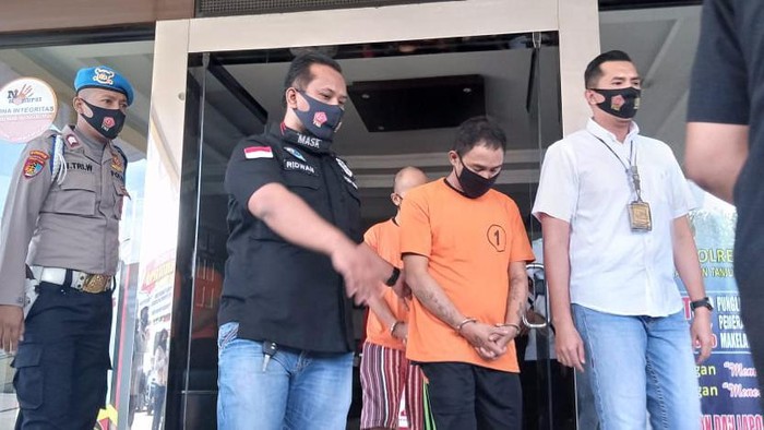 Penampakan Drummer J-Rocks yang Ditangkap Terkait Ganja