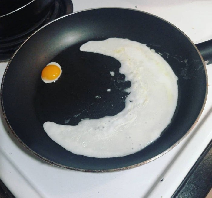 Telur mata sapi berbentuk unik Telur mata sapi berbentuk unik