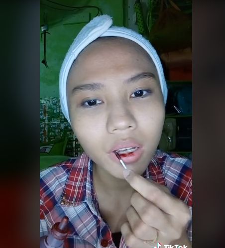 Tutorial makeup pakai bahan makanan