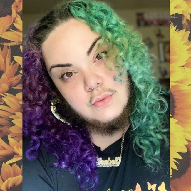 Setelah delapan tahun terus-terusan mencukur jenggot dan kumisnya, Alma mencoba menerima dirinya apa adanya.  Perjalanan untuk menerima dirinya apa adanya tidaklah mudah.  Foto: dok. Instagram