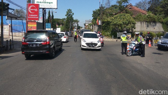 Arus lalu lintas hari terakhir libur panjang di Lembang lenggang