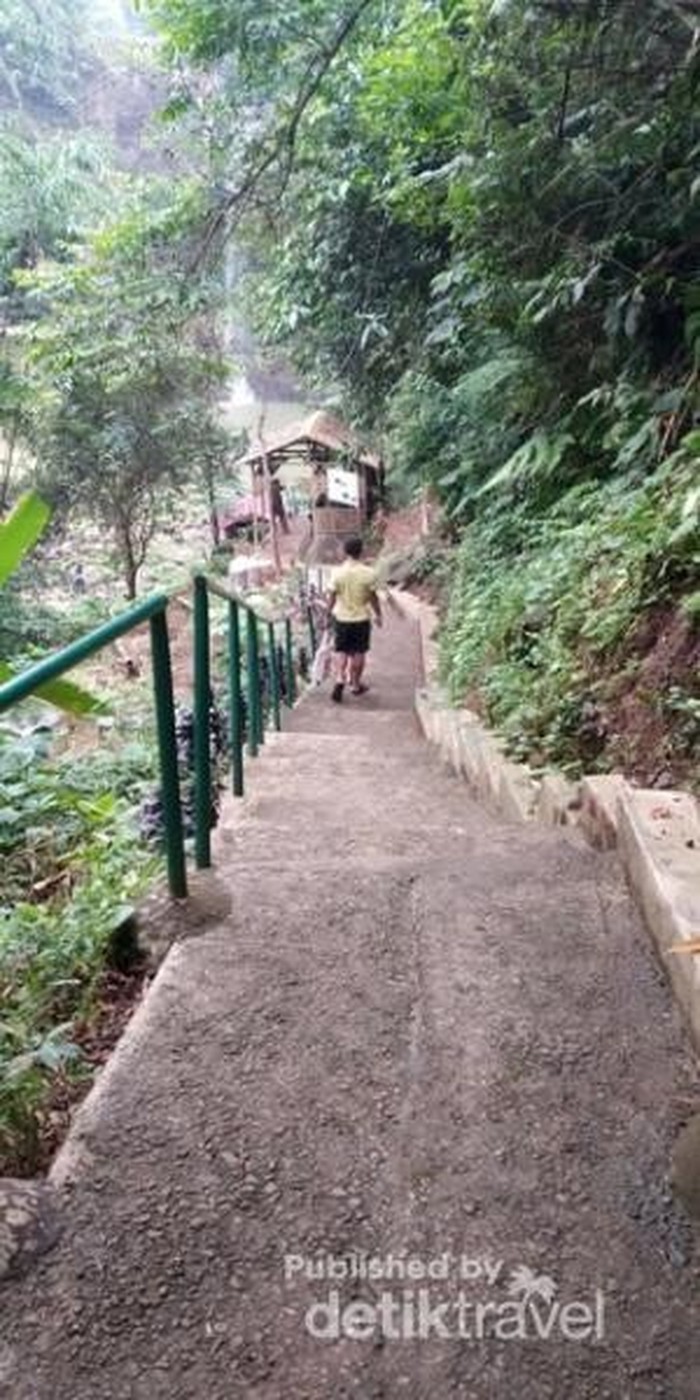 Curug Lontar di Geopark Pongkor Bogor