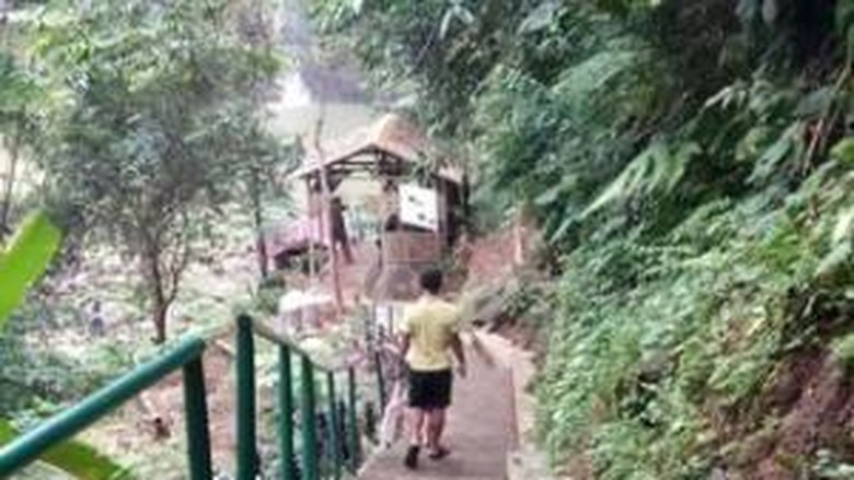 Curug Lontar di Geopark Pongkor Bogor Curug Lontar di Geopark Pongkor Bogor