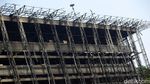 Gedung Kejagung yang Hangus Terbakar Jadi Tontonan Warga