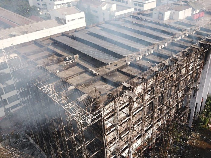 Kebakaran di Gedung Kejaksaan Agung Semakin Membesar