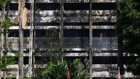 Sebelumnya, kebakaran di Gedung Kejaksaan Agung (Kejagung) akhirnya padam setelah 11 jam. Polisi akan melakukan olah tempat kejadian perkara (TKP) untuk mengetahui penyebab kebakaran.