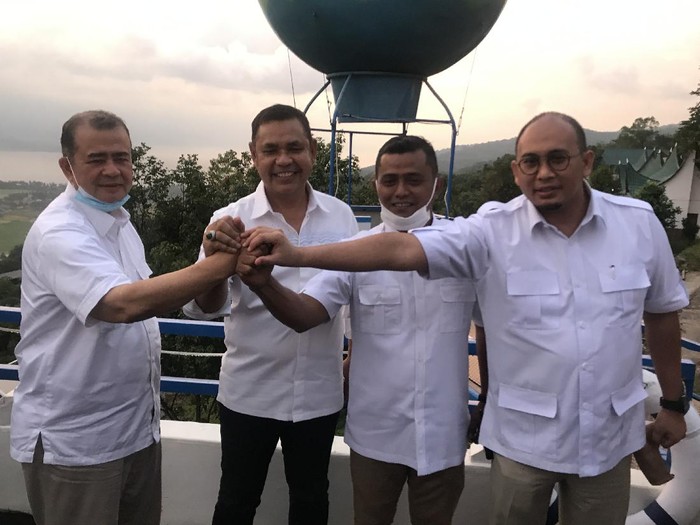 Gerindra-PAN koalisi usung Epyardi Asda-Jon Pandu sebagai calon bupati dan calon wakil bupati di Pilkada Solok 2020.