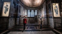 Gereja Juruselamat Suci Abad Pertengahan di Chora itu dibangun di dekat tembok Konstantinopel. 