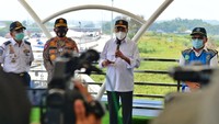 Dalam tinjauannya, Menhub yang didampingi Dirjen Perhubungan Darat Budi Setiyadi mengunjungi dua lokasi yaitu Pos Polisi di Cikopo dan Gerbang Tol Cikampek Utama.