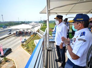 Persiapan Mudik, Menhub-Kakorlantas Tinjau Jalan Tol Japek