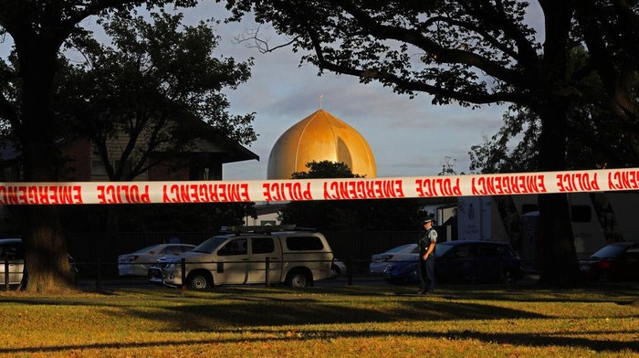 Sidang vonis kasus pembunuhan 51 jemaah di dua masjid di Selandia Baru digelar 24 Agustus. Terdakwa Brenton Tarrant menjalani sidang tanpa didampingi pengacara.