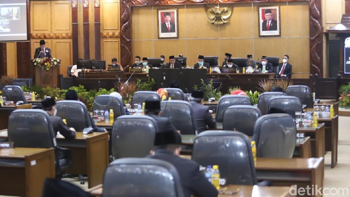wabup Sidoarjo, Nur Ahmad Syaifuddin meninggal