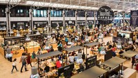 Kalau traveler mau mencoba kuliner khas Portugal, bisa datang ke Time Out Market di Mercado da Riberia. (iStock)