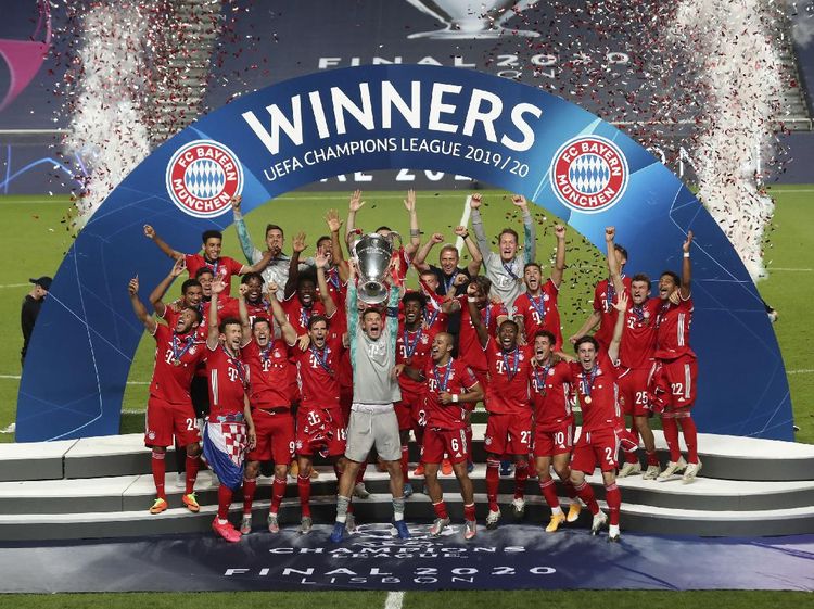 Bayern Juara Liga Champions 2020, Ini Momen Angkat Trofinya
