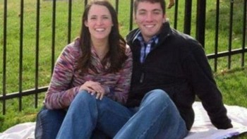 Anjingnya kenapa itu haha, lucunya. Foto: via Bored