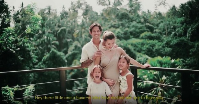 Jennifer Bachdim baru saja mengumumkan kabar kehamilan anak ketiganya melalui media sosial Instagram miliknya. Foto: Instagram @jenniferbachdim