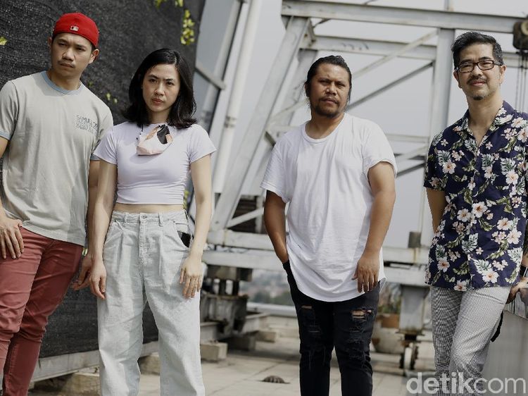 Joko in Berlin Menyoal Kesendirian dalam Misanthropy