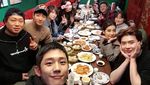 10 Gaya Kulineran Jung Hae In yang Bakal Bintangi Drama Bareng Jisoo BLACKPINK