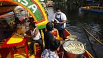 Kembali Dibuka, Taman Apung di Meksiko Ramai Pengunjung