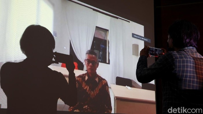 Mantan Komisioner KPU Wahyu Setiawan Divonis 6 Tahun Bui Eks Komisioner KPU Wahyu Setiawan divonis 6 tahun bui. Ia dinyatakan bersalah karena terima suap terkait PAW anggota DPR RI Fraksi PDIP periode 2019-2024.