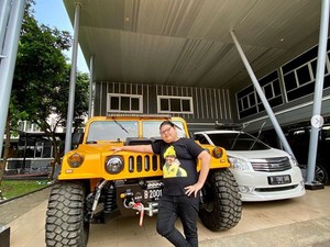 Koleksi Mobil Cicit Cut Meutia, Aleta Molly yang Punya Hummer Sampai Bentley