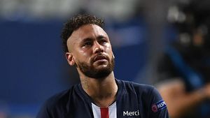 Detik-detik Neymar Menangis