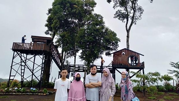 Ngopi di Puncak Sungai Penuh