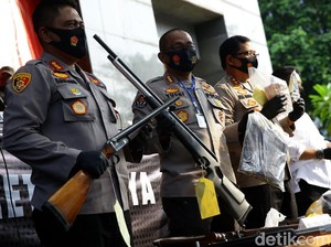 Polisi Ungkap Asal Senpi di Penembakan Bos Pelayaran di Kelapa Gading