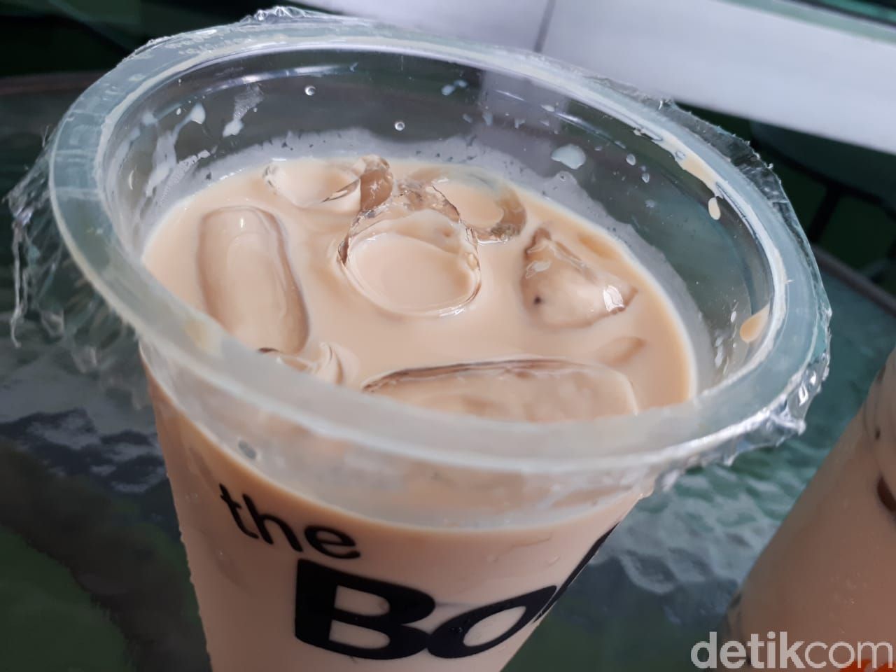 Review battle: bubble tea mahal vs murah