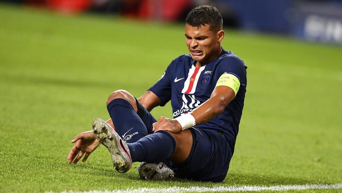 Thiago Silva merapat ke Chelsea (AP/David Ramos)