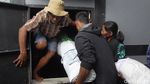 Melihat Tradisi Memindahkan Jenazah di Mamasa