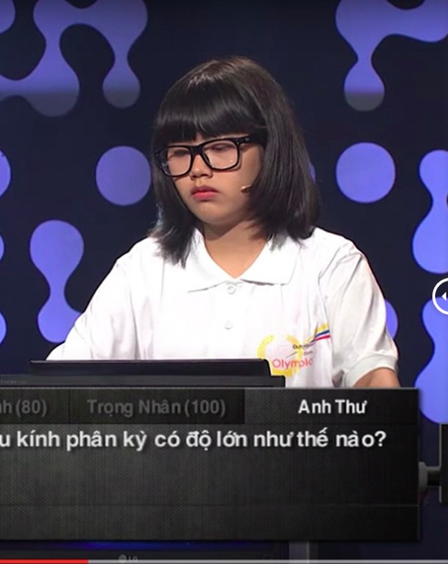 Wanita Vietnam bernama Anh Thu ini pernah viral setelah tampil sebagai peserta di acara televisi Road to Olympia. Road to Olympia merupakan kompetisi antara siswa SMA untuk meraih beasiswa full kuliah di universitas top Australia. Dan Anh Thu termasuk peserta Road to Olympia yang menarik atensi penonton karena kepintarannya.Foto: Dok. Eva.vn