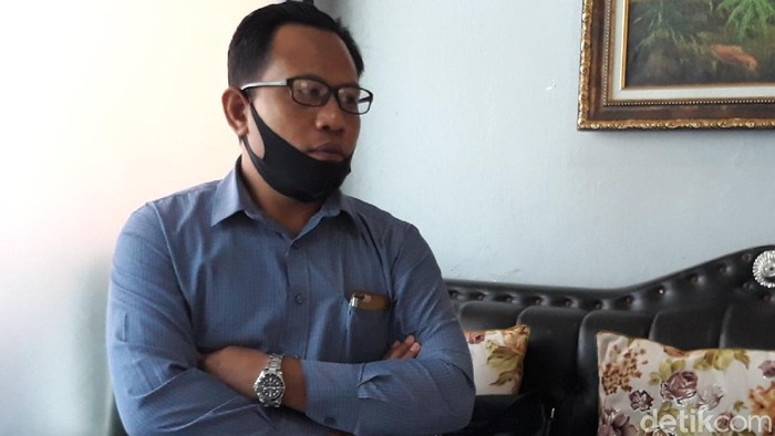 Kerabat sekaligus pengacara sekeluarga korban pembunuhan di Sukoharjo, Selasa (25/8/2020).