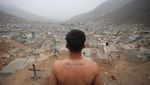 Potret Komplek Pemakaman Massal Corona di Peru
