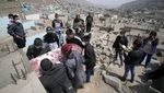 Potret Komplek Pemakaman Massal Corona di Peru