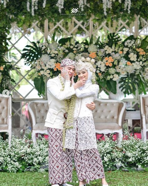 Nadya Mustika Rahayu, istri Rizki DA.
