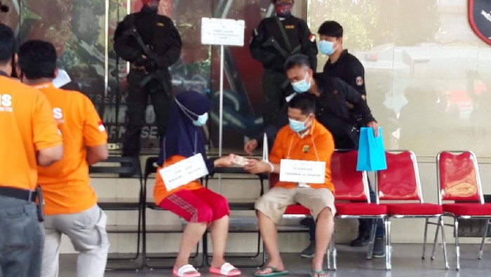 Rekonstruksi Penembakan Bos Pelayaran di Kelapa Gading