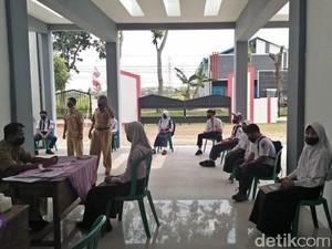 Asyek .. Siswa di 9 SMPN Kota Blitar Dapat Bantuan Kuota Internet