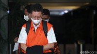 Suheri Terta diperiksa untuk pengembangan dalam kasus suap pengajuan revisi alih fungsi hutan menjadi lahan sawit milik PT Duta Palma di Riau pada 2014.