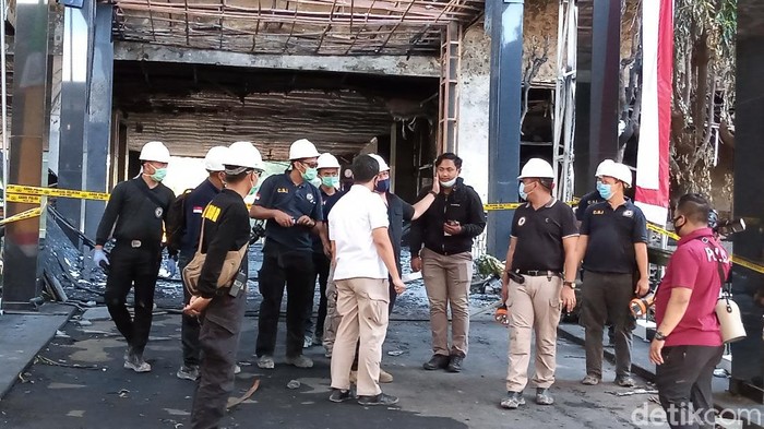 Tim Labfor Polri kembali cek Gedung Kejagung.