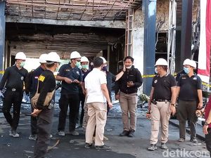Tim Labfor Polri Cek Lagi Gedung Kejagung yang Terbakar