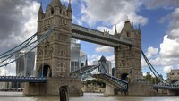 London, Inggris ada di peringkat ke-19 dengan biaya rata-rata liburan akhir pekan sebesar USD 420,1. Akomodasi dua malam di hotel bintang tiga untuk dua orang USD 192,7 (Foto: CNN)