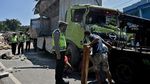 Truk Pengangkut Susu Terguling di Nagrek