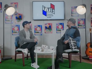 Raditya Dika dan Deddy Corbuzier Bahas Bungkus-membungkus