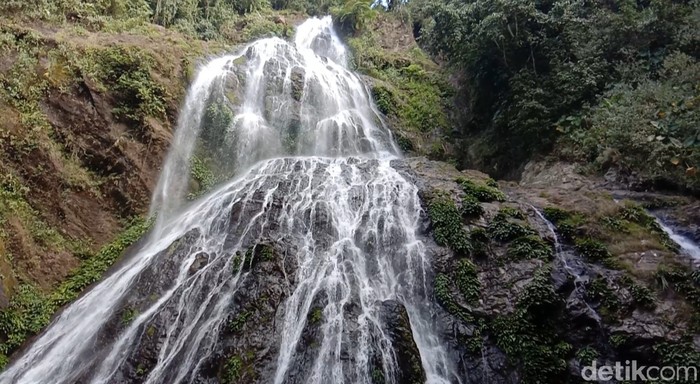 Air Terjun Proposoan