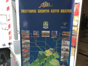 Warganet Soroti Poster Wisata Bekasi yang Sarat Mal dan Hotel